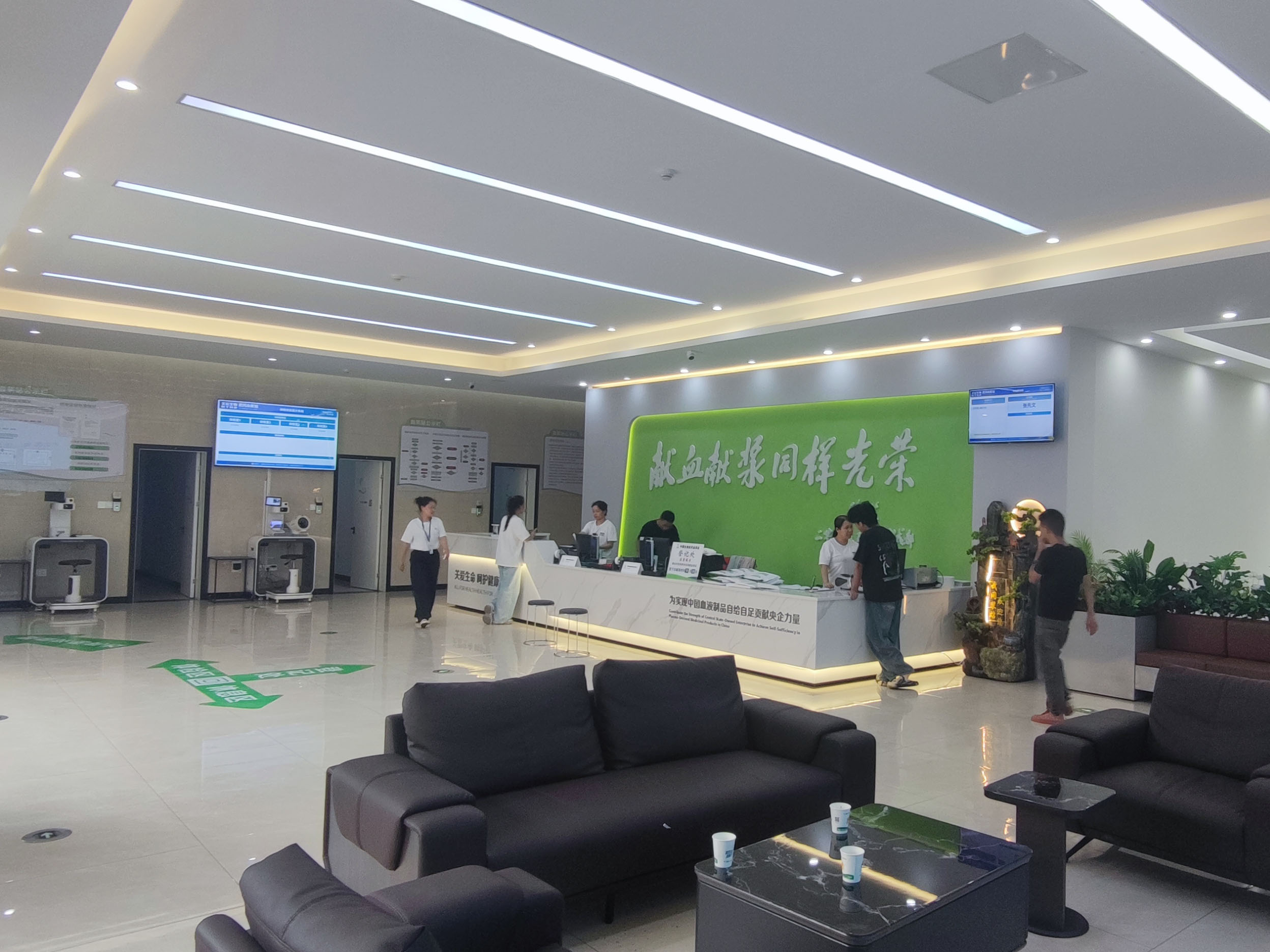 智慧血浆站的排队叫号系统：提升服务效率的全新解决方案。